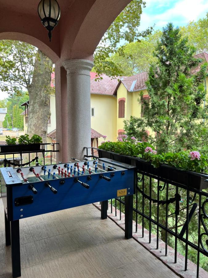 Party Villa Holiday Rent Balatonföldvár Εξωτερικό φωτογραφία